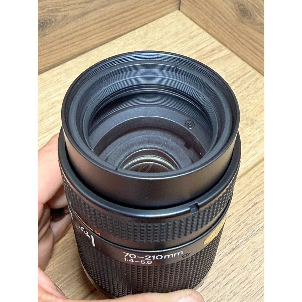 Nikon AF Nikkor 70-210mm 1:4-5.6 Lens w/ Caps Very Good Working Condition